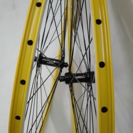Országúti Sora agyas kerékszett sárga felnivel  - Kerék és részei > Kerekek > 622 országúti kerék  - BikeCentral